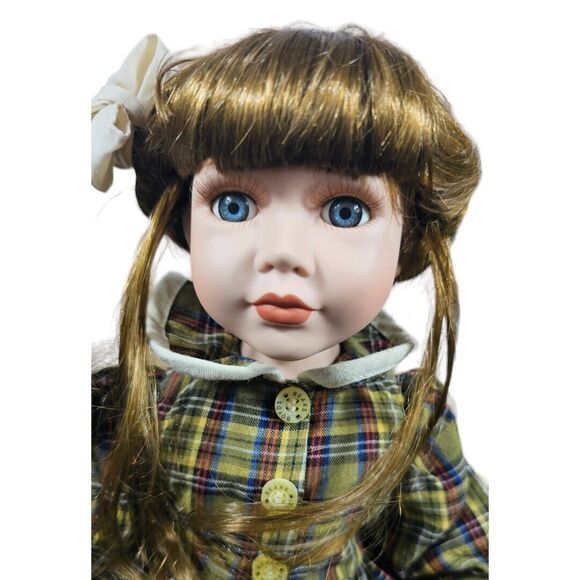 Yesterday's Child The Boyds Collection Olivia Doll Plaid Dress Porcelain Face - Picture 2 of 11